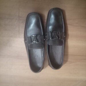 AUTHENTIC LOUIS VUITTON LOAFERS